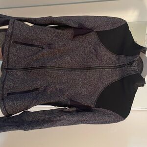 Lululemon define jacket size 6